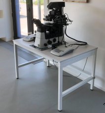 LFM75 Lab Antivibrační stůl s pozicí pro mikroskop uprostřed - pasivní