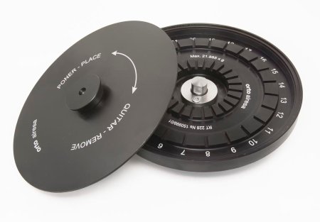 Horizontální rotor pro 24 zkumavek